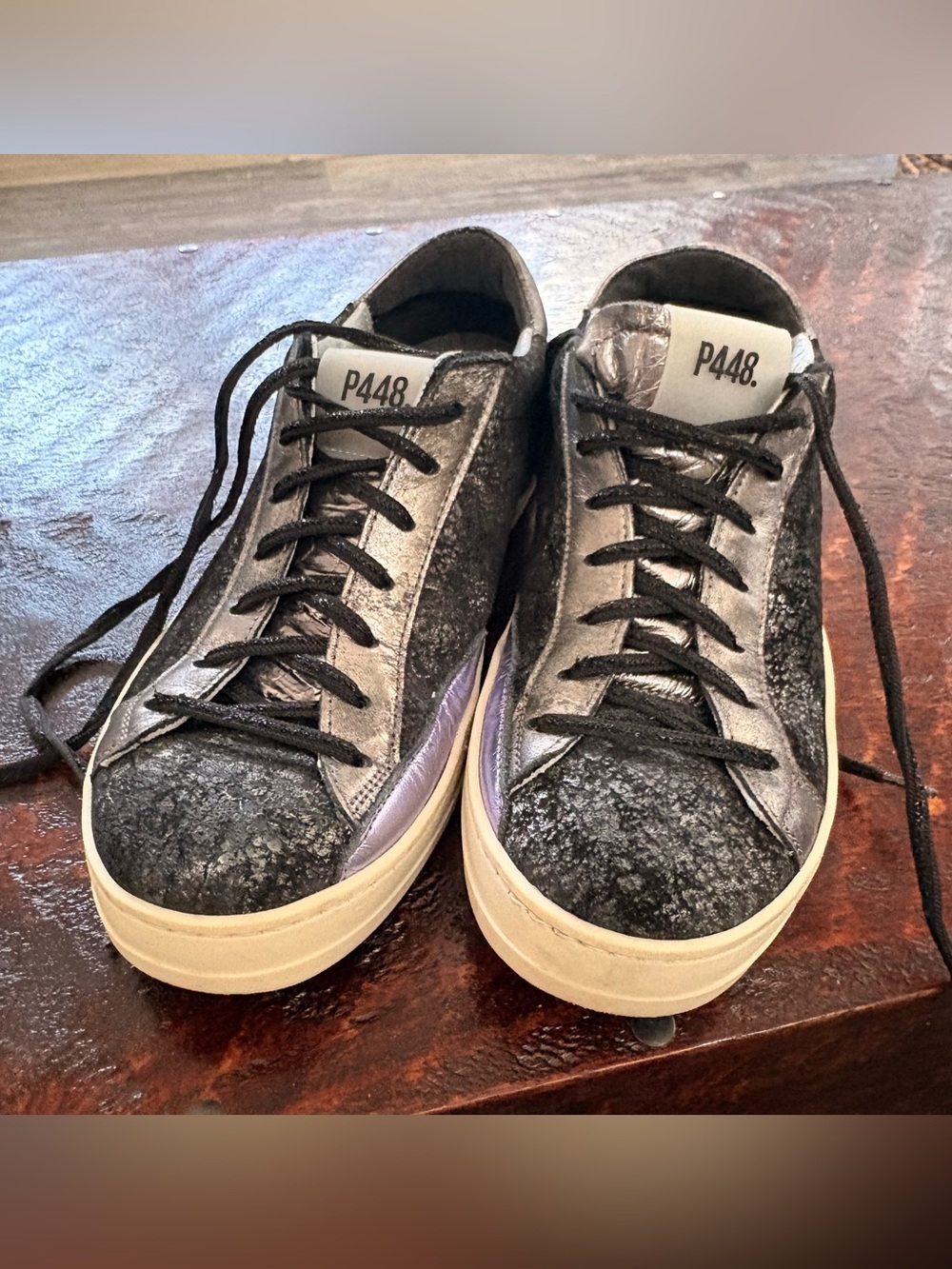 P448 John Metallic Silver & Black Glitter
Low Top Sneakers Size 37 (6.5-7) EUC